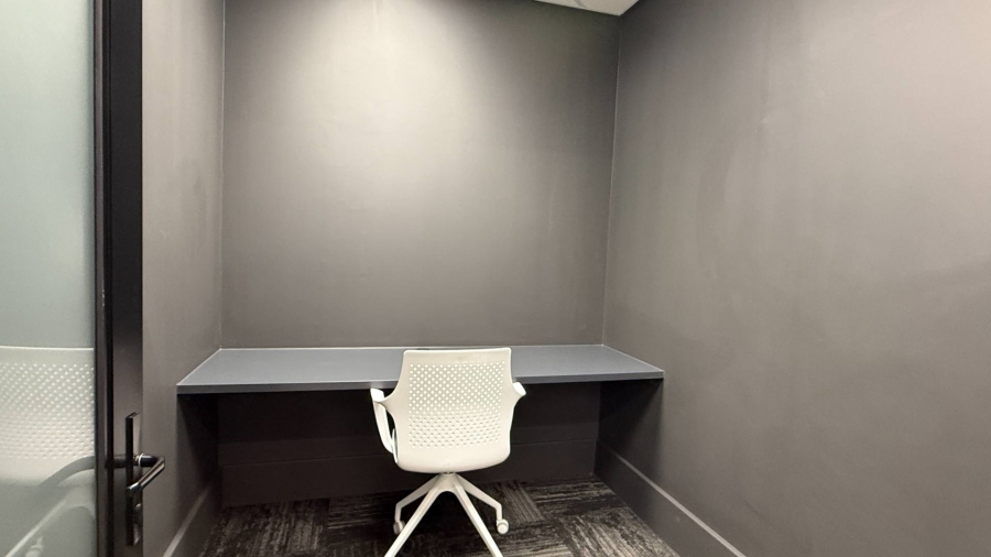 To Let commercial Property for Rent in Gardens Western Cape